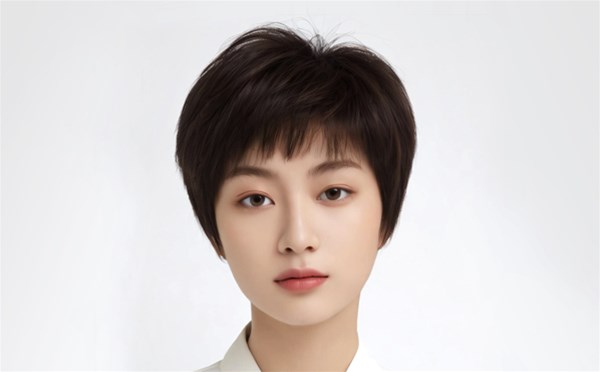 发型想剪短发又怕后悔？